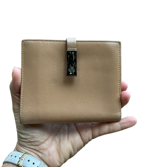 GUCCI leather wallet, beige with silver hardware. GUC with COA - Picture 3 of 13